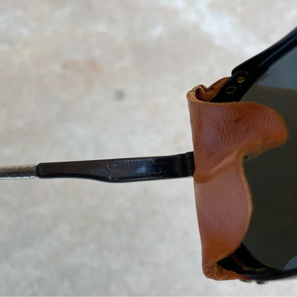 Vintage Ray Ban Bausch & Lomb Sunglasses GLACIER ARCTIC‎ CATS LEATHER SKI Logo